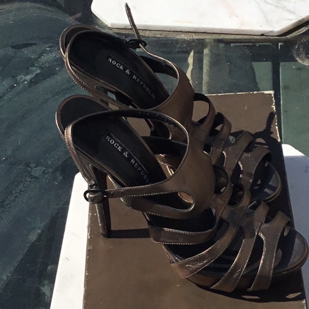 Bronze Rock and Republic platform Sandals size 39